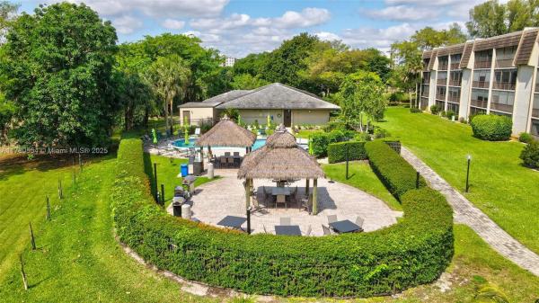 The Greens Of Inverrary, 6020 NW 44th St #401, Lauderhill, Florida 33319, image 1