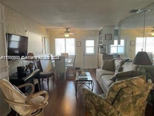 2121 NE 42nd Ct, Lighthouse Point, Florida 33064, image 1