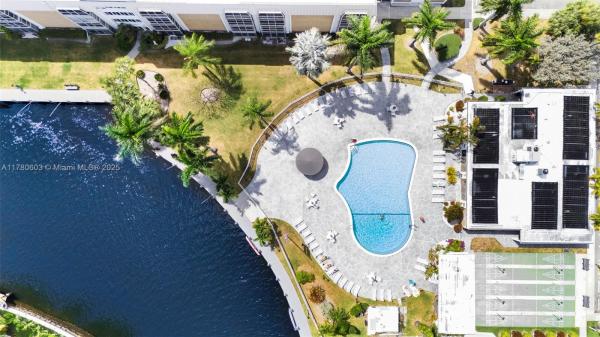 Devon At River Shores, 3000 NE 16th Ave #408, Oakland Park, Florida 33334, image 1