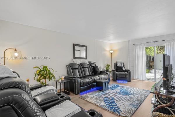 9548 SW 140th Ct, The Hammocks, Florida 33186, image 1