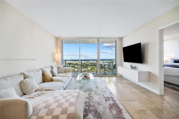 The Floridian, 650 West Ave #2104, Miami Beach, Florida 33139, image 2