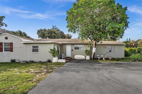 Hollywood Little Ranches, 2336 Johnson St, Hollywood, Florida 33020, image 1