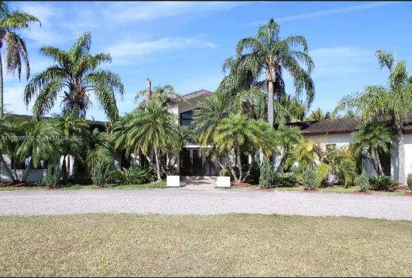 31050 SW 193rd Ave, Unincorporated Dade County, Florida 33030, image 1