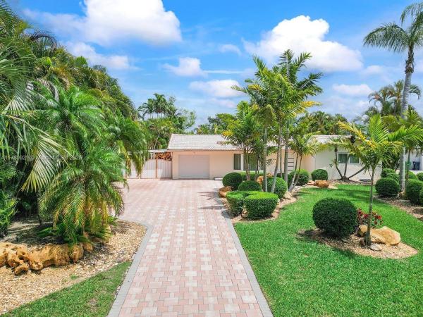 Kendale, 10321 SW 98th St, Kendall, Florida 33176, image 3