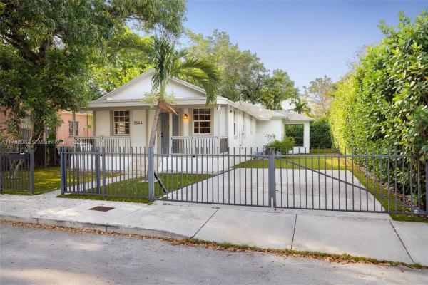 Frow Homestead, 3564 William Ave, Coconut Grove, Florida 33133, image 1