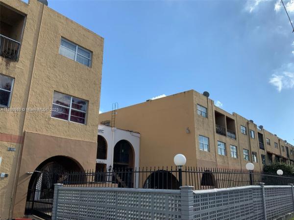 Westland Plaza Gardens, 1300 W 53rd St #7, Hialeah, Florida 33012, image 1