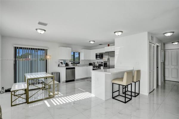 1712 NW 76th Ter #1712, Unincorporated Dade County, Florida 33147, image 1