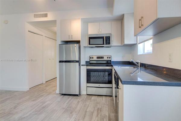 1035 Euclid, 1035 Euclid Ave #18, Miami Beach, Florida 33139, image 1