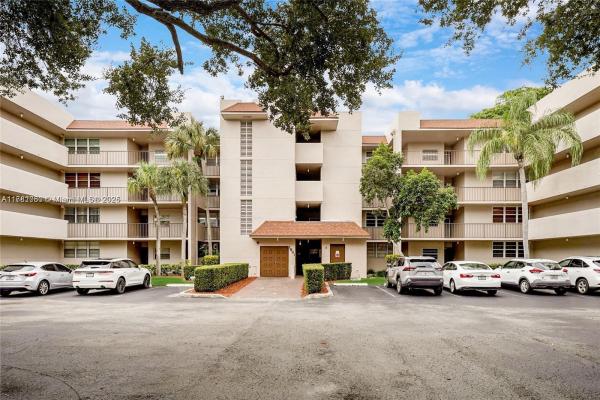 Sabal Palm Of Pine Island Ridge, 9510 Seagrape Dr #406, Davie, Florida 33324, image 1