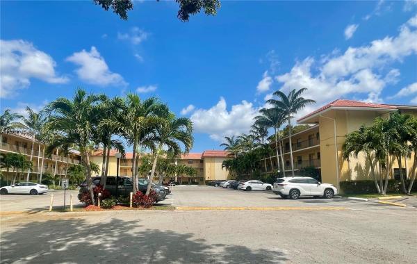 Waters Edge Of Coral Springs, 11453 NW 39th Ct #114-2, Coral Springs, Florida 33065, image 1