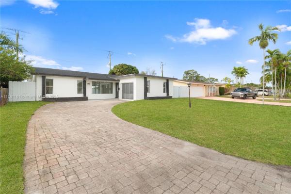 The Knolls, 8626 Southampton Dr, Miramar, Florida 33025, image 1