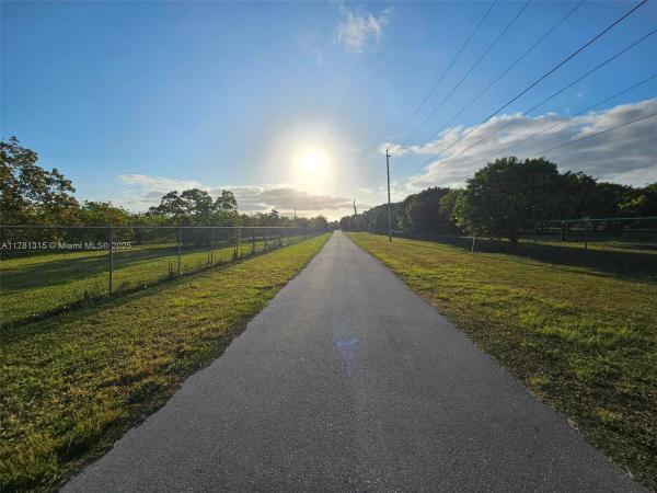 South Kendall Estates, 169XX SW 240th St, Redland, Florida 33031, image 3