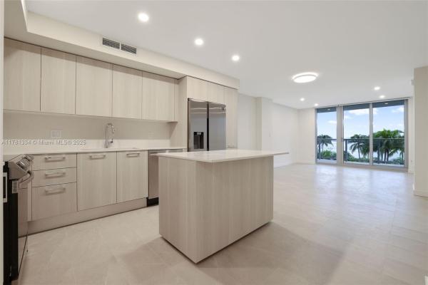 Flamingo South Beach, 1500 Bay Rd #N-0206, Miami Beach, Florida 33139, image 1