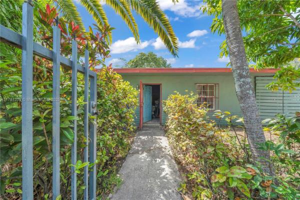 Frow Homestead, 3220 Frow Ave, Miami, Florida 33133, image 1