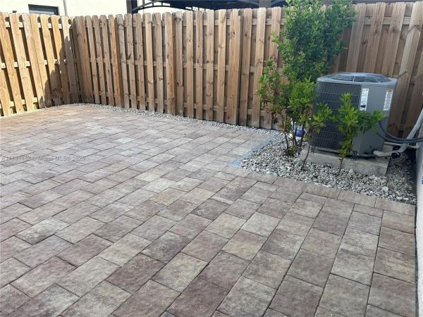 23390 Sw 127th Ct, Unincorporated Dade County, Florida 33032, image 1