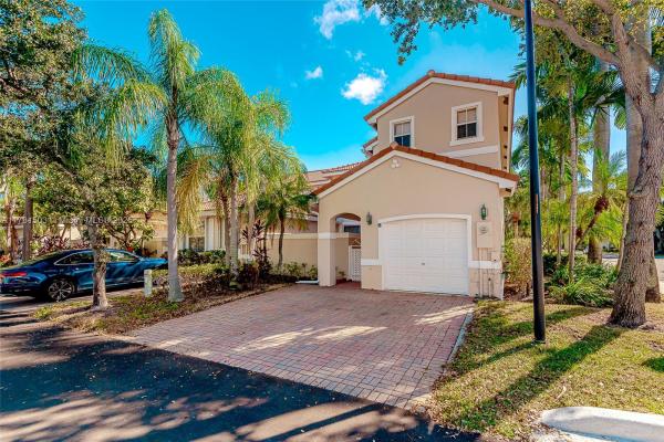 West Lake Village, 1094 Redwood St #., Hollywood, Florida 33019, image 1