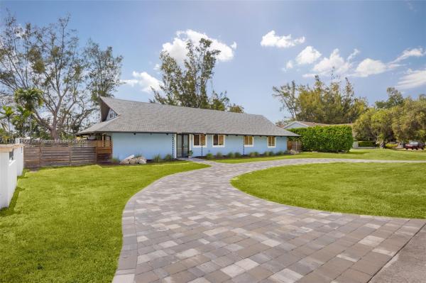 Blue Lake Estates, 5840 SW 73rd Ave, Glenvar Heights, Florida 33143, image 3