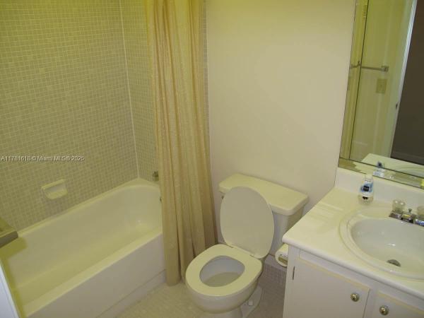 Belfort, 9674 S Belfort Cir #202, Tamarac, Florida 33321, image 2