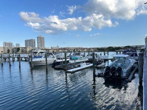 Del Prado, 18041 Biscayne Blvd #904, Aventura, Florida 33160, image 1