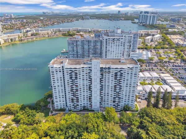 Commodore Plaza Century, 2780 NE 183rd St #1517, Aventura, Florida 33160, image 1