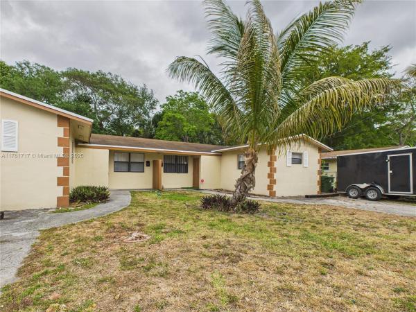 Riverside Park, 1905 SW 11th St, Fort Lauderdale, Florida 33312, image 1