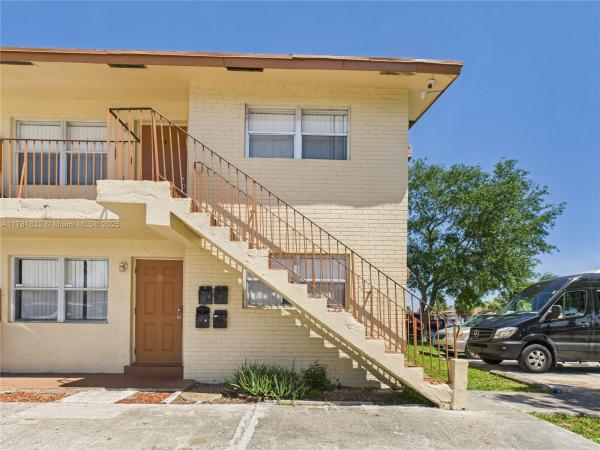 Roosevelt Gardens, 1201 NW 30th Ave, Fort Lauderdale, Florida 33311, image 1