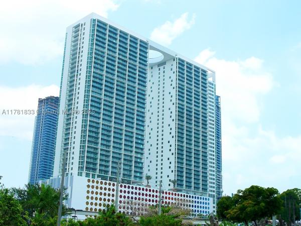 500 Brickell West, 55 SE 6th St #2005, Miami, Florida 33131, image 1
