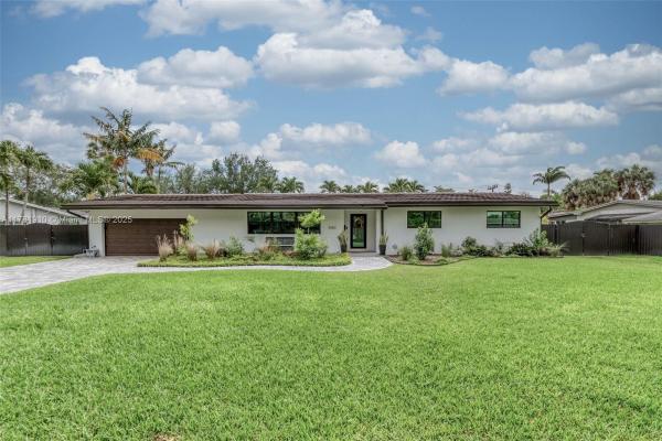 Mangowood, 8360 SW 148th Dr, Palmetto Bay, Florida 33158, image 1