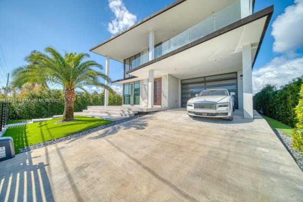 Treasure Island, 7520 W Treasure Dr, North Bay Village, Florida 33141, image 1