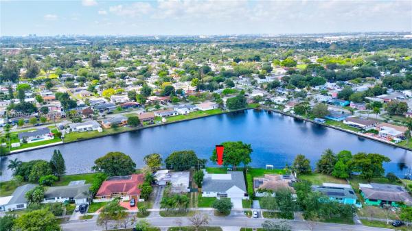 Cravero Lake Shore Estates, 1310 Little River Dr, Pinewood, Florida 33147, image 3