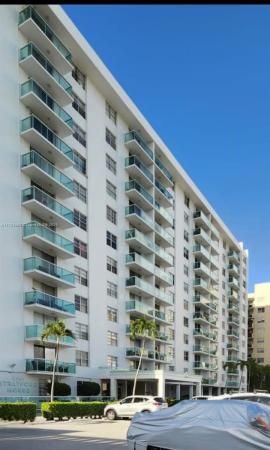 Stratford House, 2841 NE 163rd St #214, North Miami Beach, Florida 33160, image 1