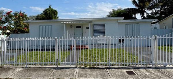 1934 NW 84th St, Unincorporated Dade County, Florida 33147, image 1