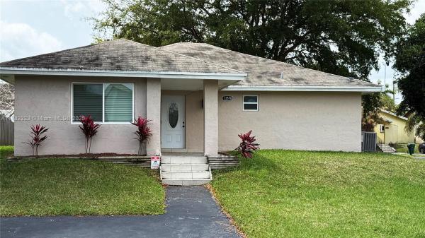 13570 SW 286th Ter, Unincorporated Dade County, Florida 33033, image 1
