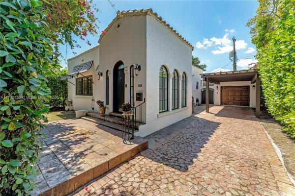 Granada, 840 Madrid St, Coral Gables, Florida 33134, image 1