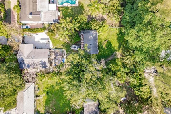 Griffing Biscayne Park Estates, 740 NE 121st St, Biscayne Park, Florida 33161, image 1