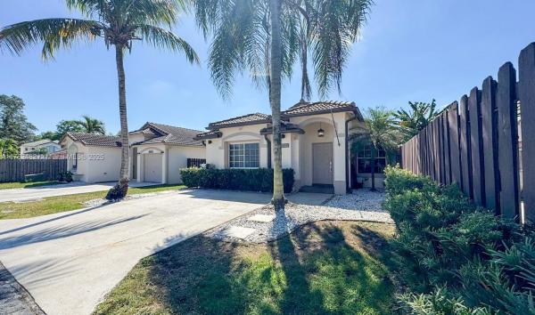 15044 SW 142nd Ter, Unincorporated Dade County, Florida 33196, image 1