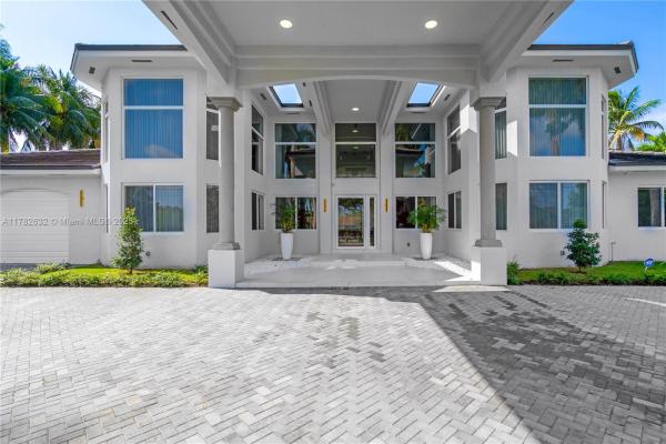 9928 NW 133rd St, Hialeah, Florida 33018, image 1