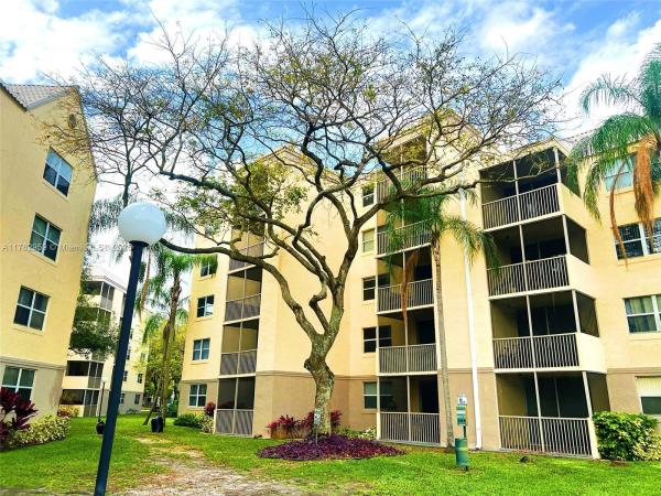 Las Vistas At Doral, 8353 Lake Dr #303, Doral, Florida 33166, image 1