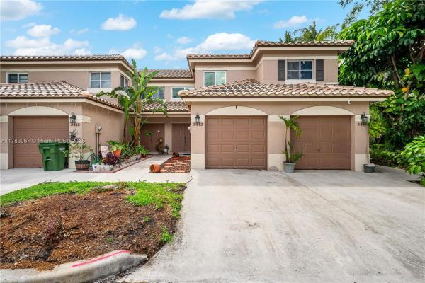 Royal Townhomes, 2412 NW 97th Way, Pembroke Pines, Florida 33024, image 1