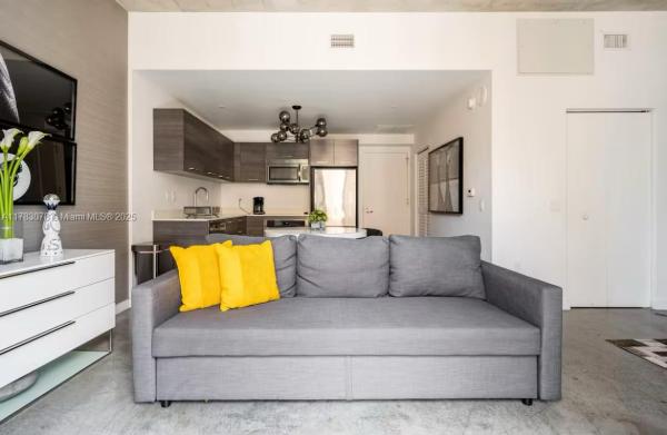 Centro, 151 SE 1st St #1103, Miami, Florida 33131, image 1