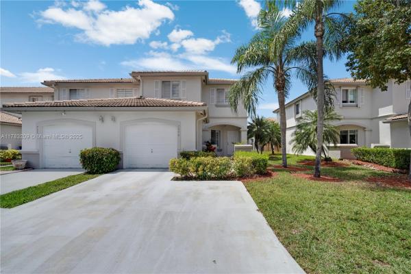 7346 SW 162nd Pl, Unincorporated Dade County, Florida 33193, image 2