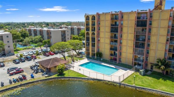 Sunset Villas, 4719 NW 7th St #304-11, Miami, Florida 33126, image 1