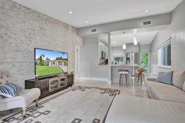 Poinsettia Heights, 1621 N Victoria Park Rd, Fort Lauderdale, Florida 33305, image 1