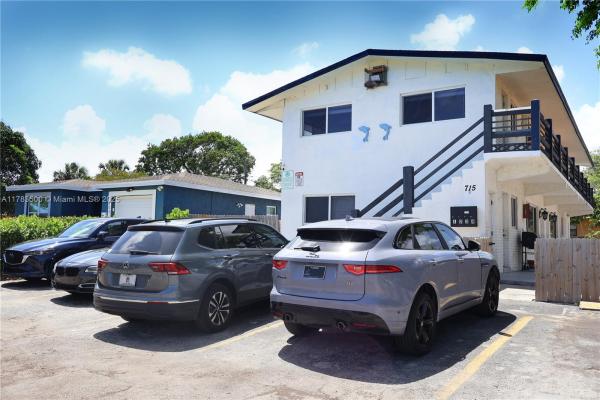 Pinewood Heights, 715 NW 5th Ave, Pompano Beach, Florida 33060, image 1