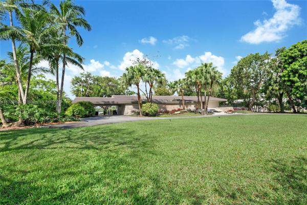 Hammock Lakes, 9000 School House Rd ##0, Coral Gables, Florida 33156, image 1