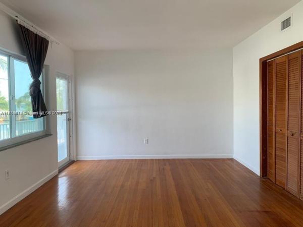 Island Point South, 7207 Bay Dr #14, Miami Beach, Florida 33141, image 1