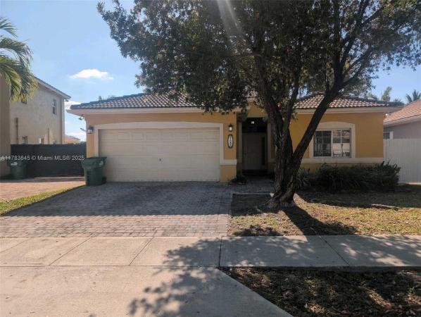 Pelican Bay At Old Cutler Lakes, 21092 SW 91st Ct, Cutler Bay, Florida 33189, image 1