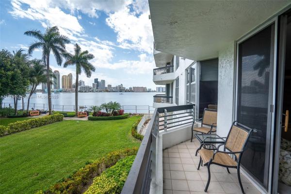 Mystic Pointe Tower 300, 3600 Mystic Pointe Dr #217, Aventura, Florida 33180, image 1