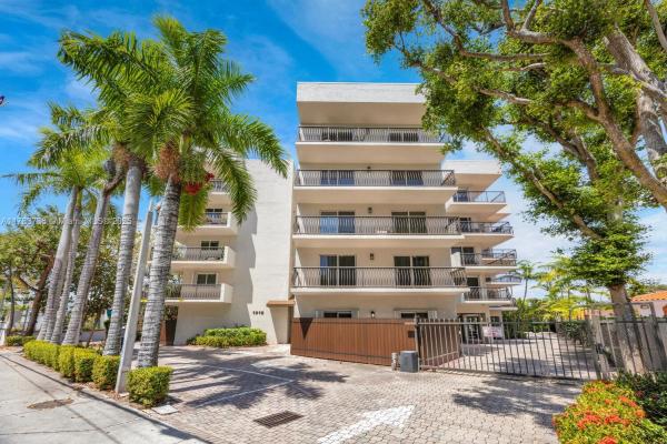 Brickell Terrace, 1918 Brickell Ave #204, Miami, Florida 33129, image 1