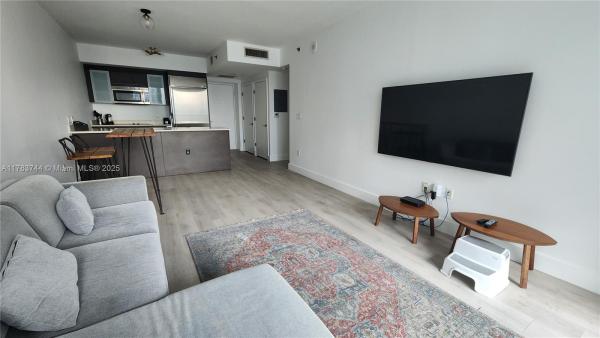 500 Brickell West, 55 SE 6th St #2504, Miami, Florida 33131, image 1